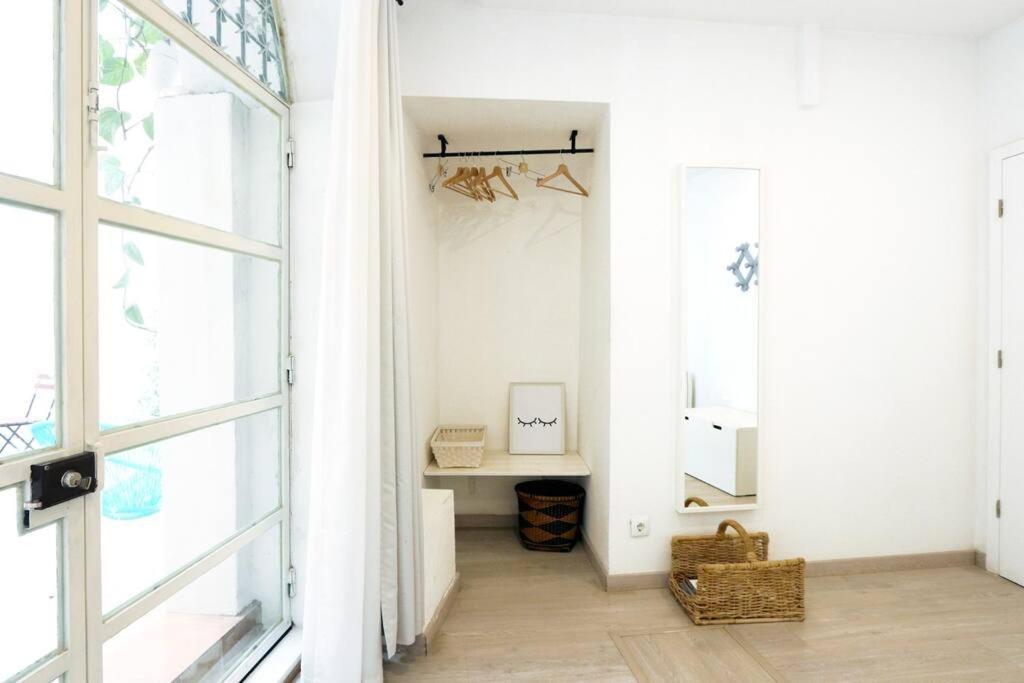 Alfama'S Hidden Terrace Gem Apartment Lisbon Exterior photo